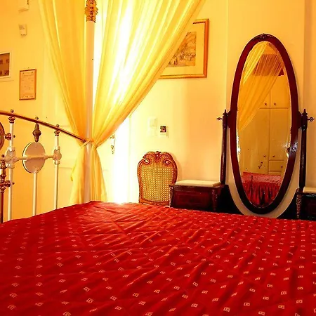 アパートホテル Emilia Luxury Mégas Yialós-Nítes