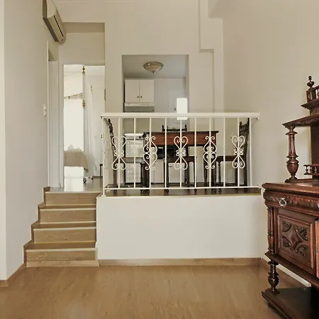 Emilia Luxury アパートホテル Mégas Yialós-Nítes